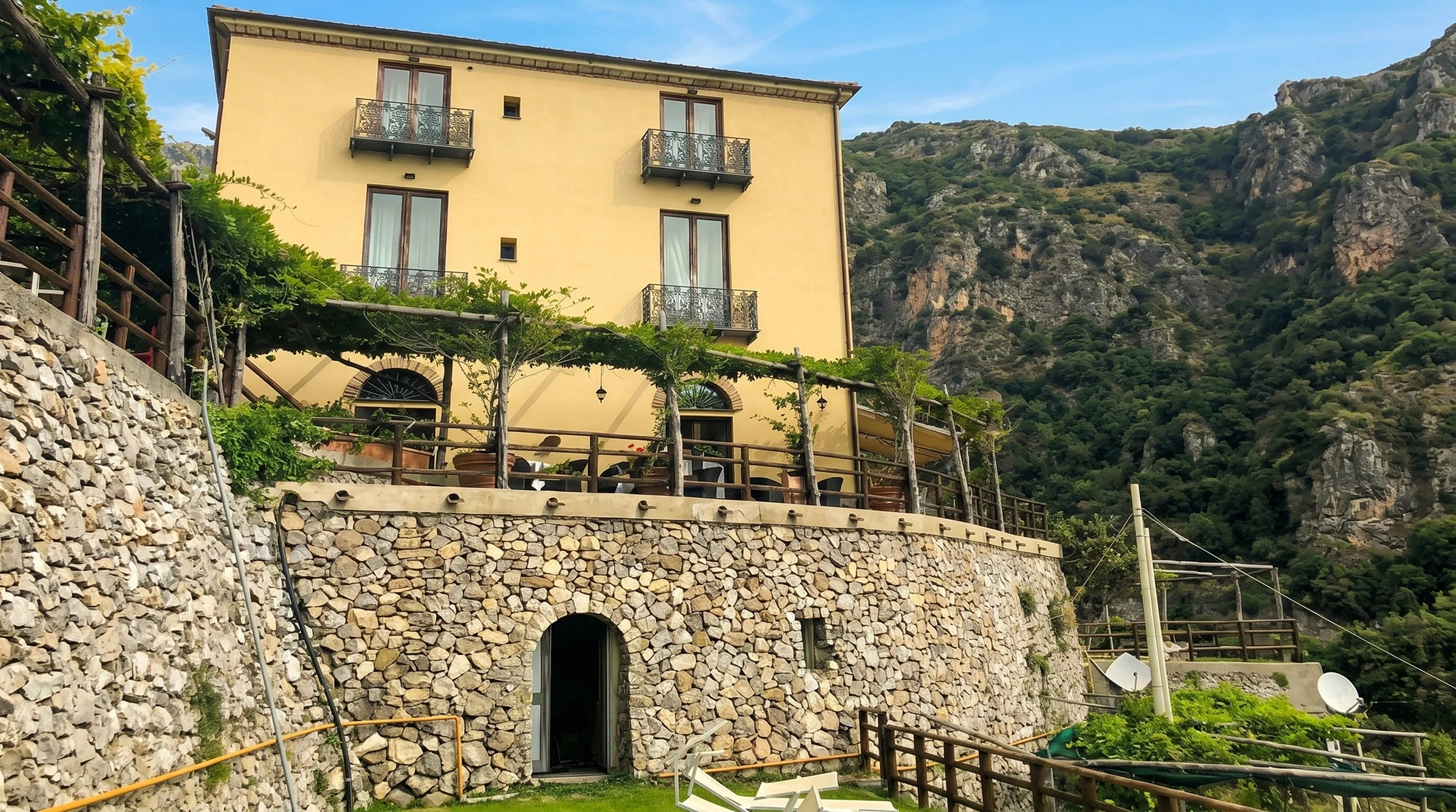 Hillside estate on the Amalfi Coast