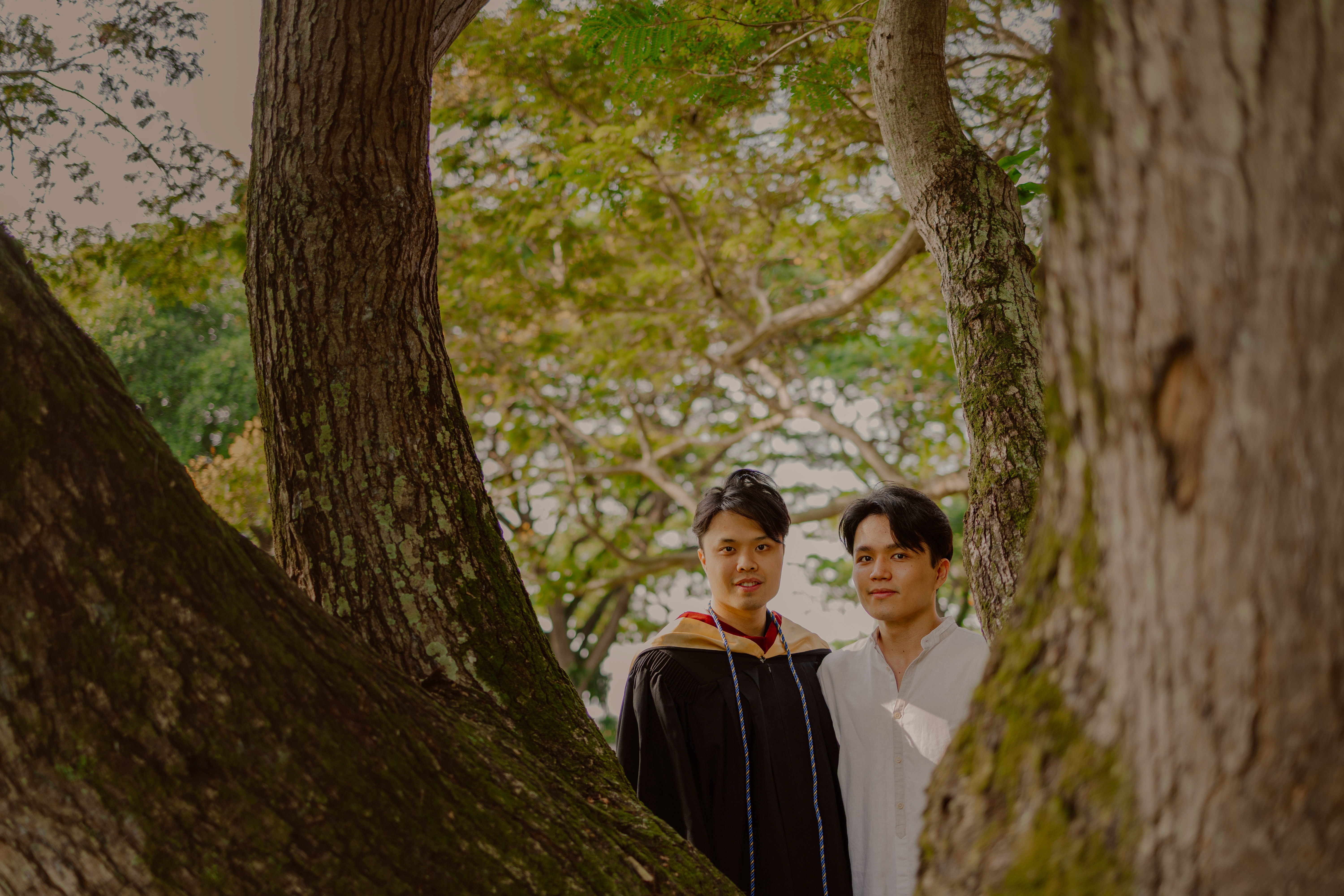 Graduation family portrait photography in Singapore outdoor session by JIREHTAKESPHOTOS