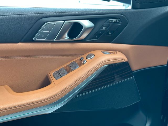 BMW X7 2021 BROWN Gebrauchtwagen - Galeriebild 6