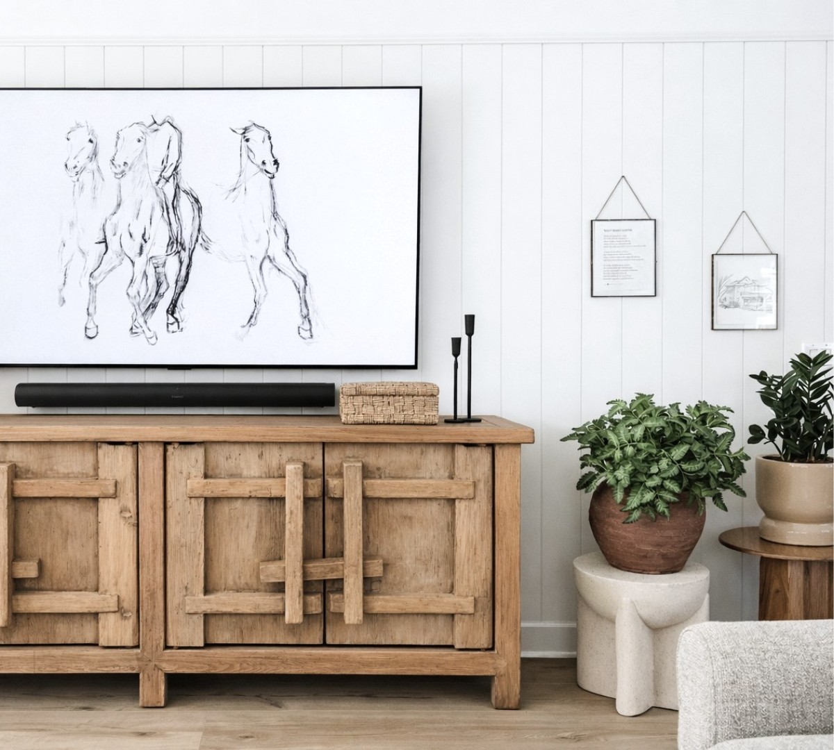 Virtual Interior Designer in Coastal Living Room