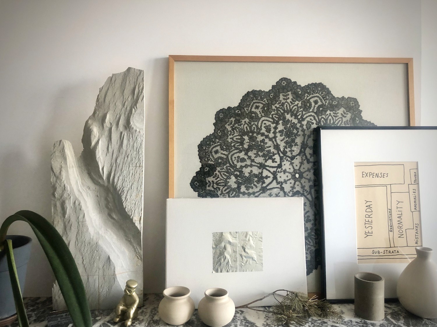 Image of mars sculpture on mantlepiece