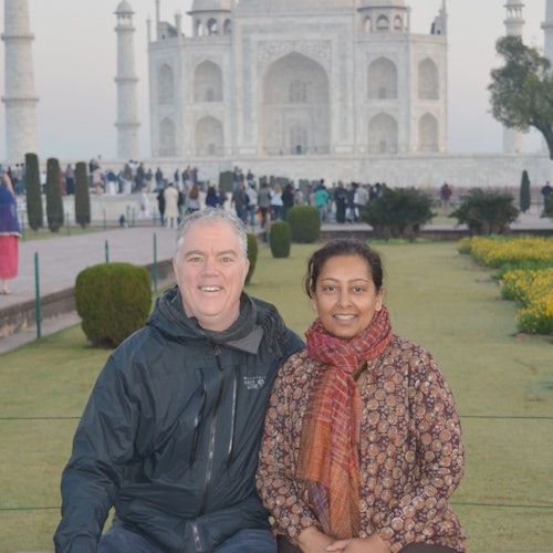 زيارة تاج محل خلال رحلة يومية إلى أغرا