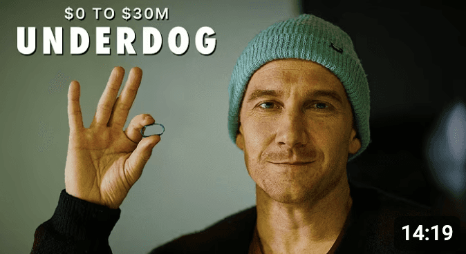 KC Holiday holding silicone ring