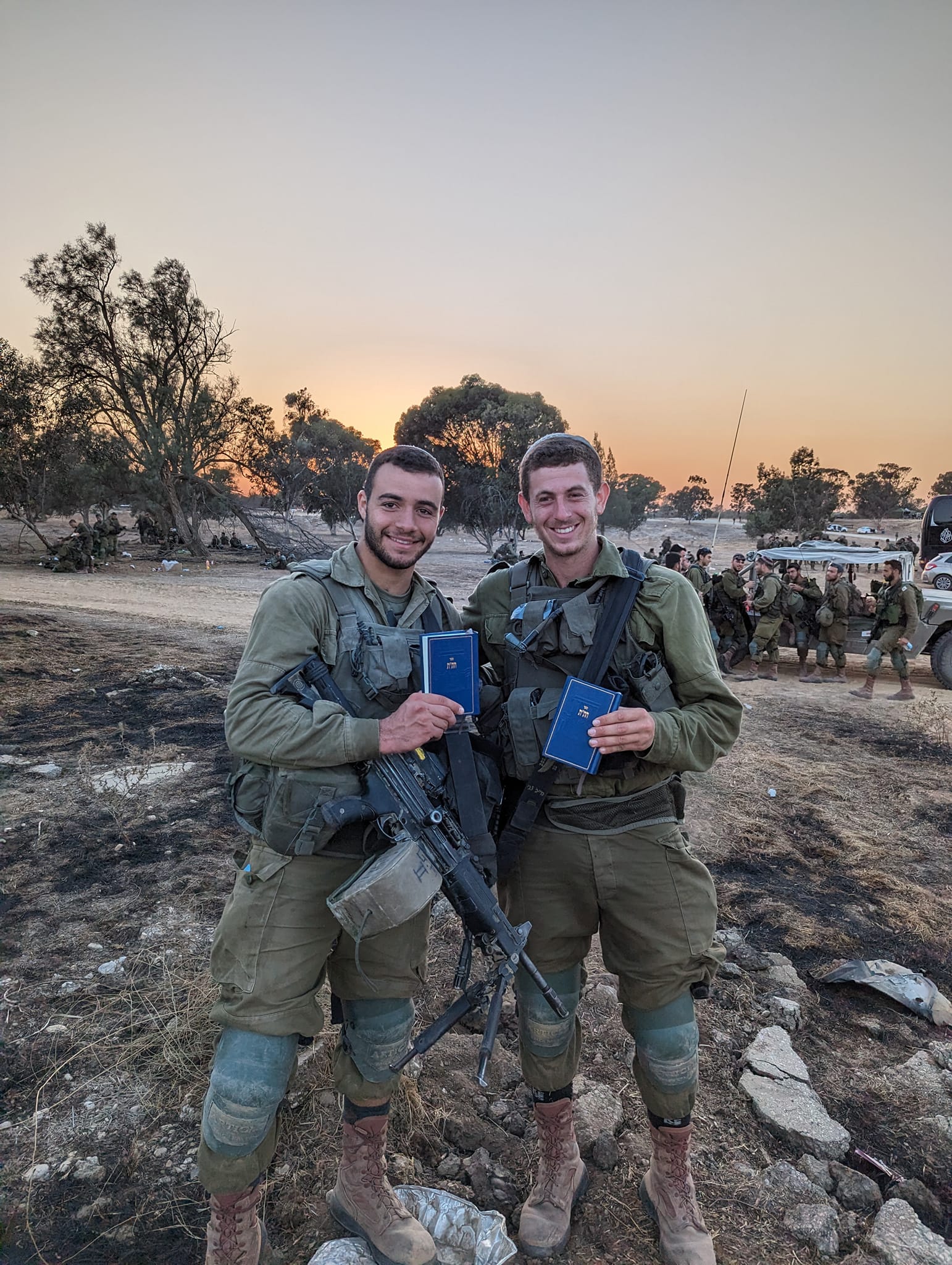 Sponsor a Mezuzah/Chitas