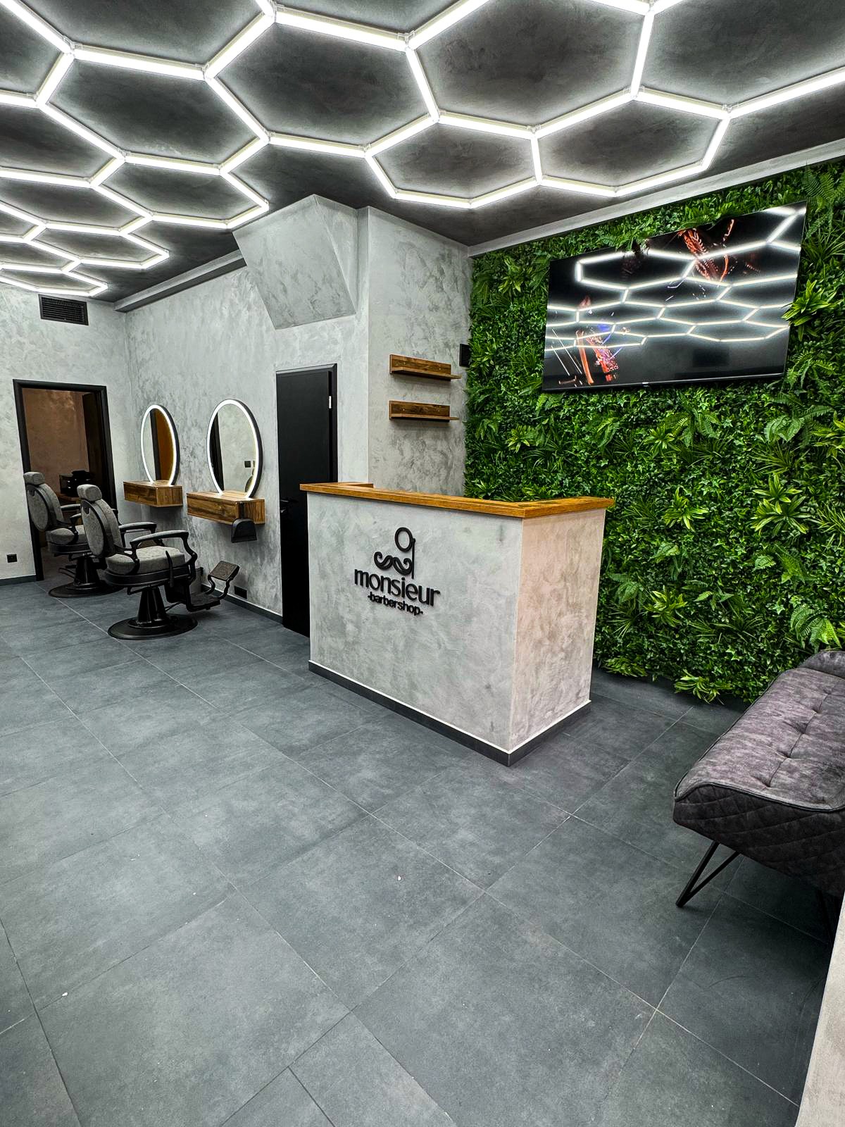 Barber ticker image