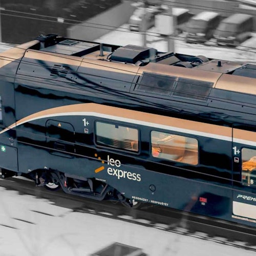Vlak Leo Express