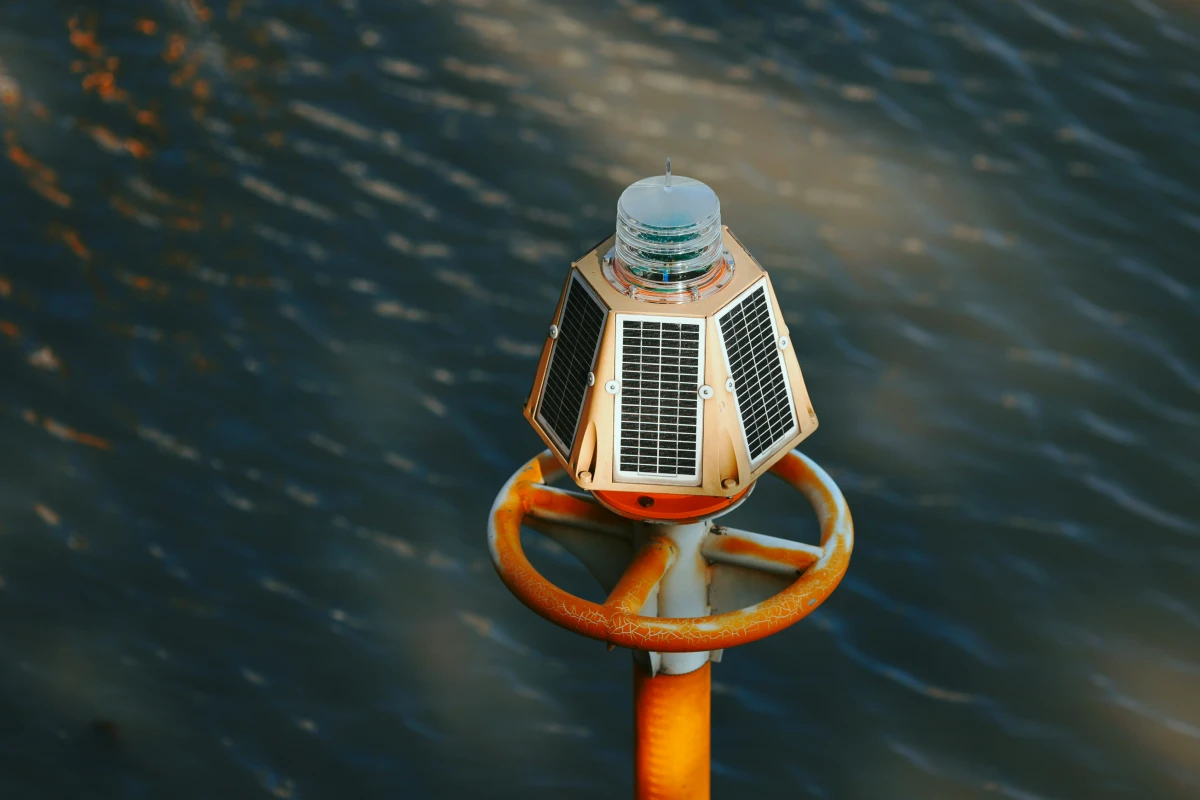 Solar-powered marine navigation buoy