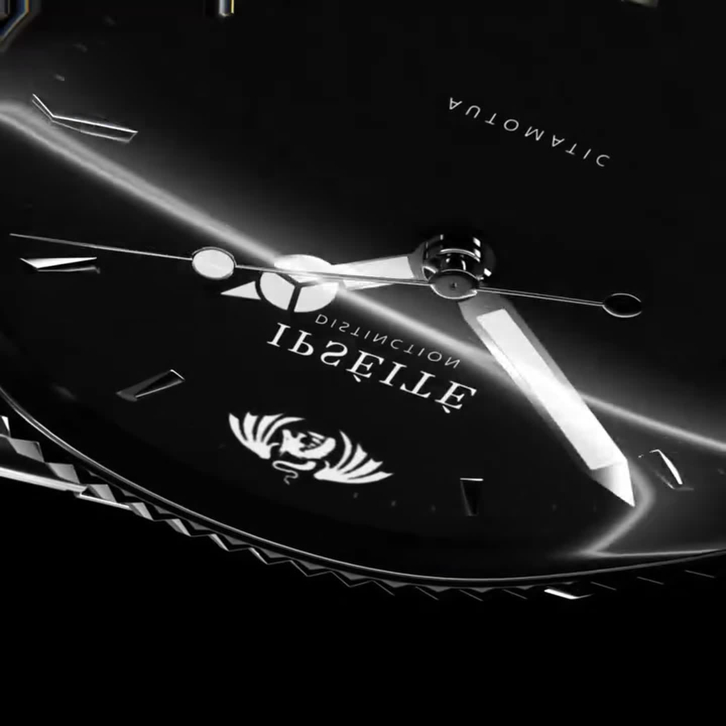 Ipséité distinction watch top view