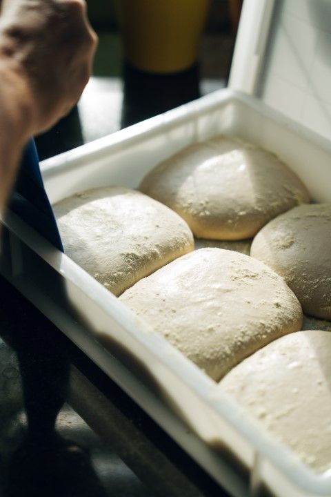 Frische, handgemachte Pizzateig-Ballen für die Live-Zubereitung vor Ort – Qualität und Leidenschaft von Pizzalust