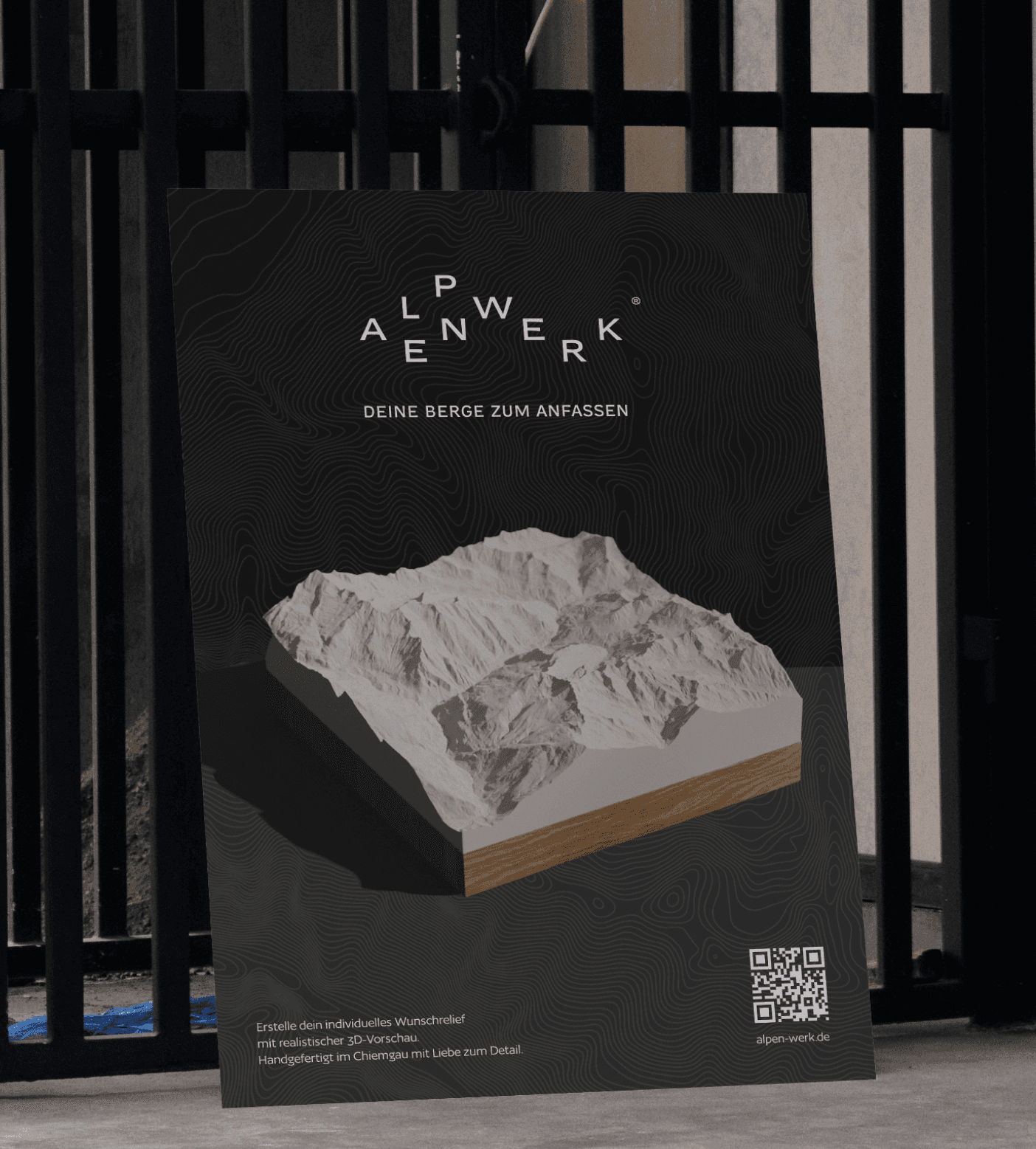 plakat von alpen werk mit berg in 3D und logo
