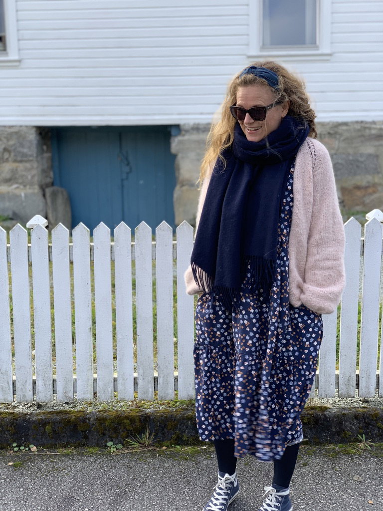Line's chuncky cardigan knitting pattern by lene_knit