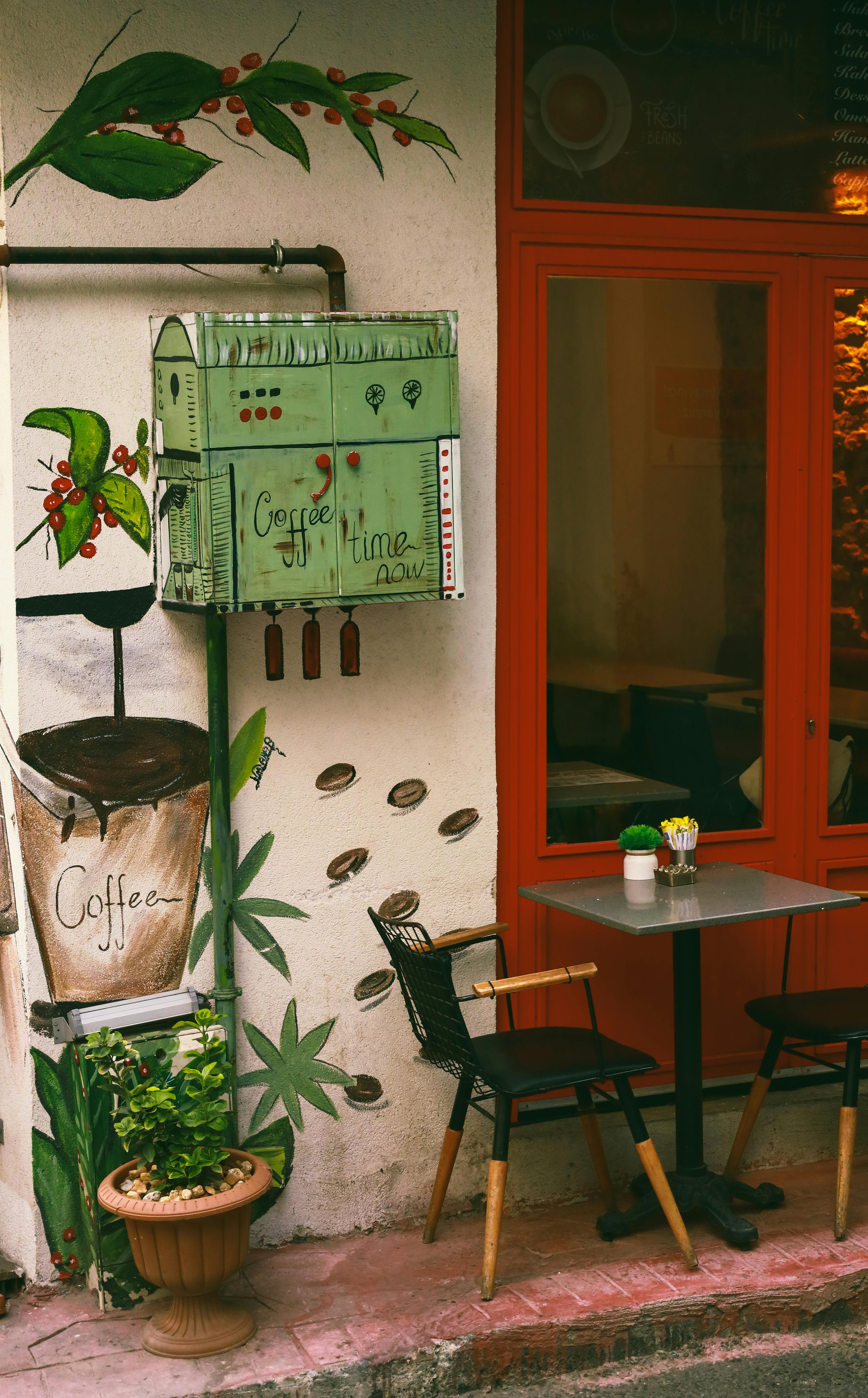 La Paloma Cafe