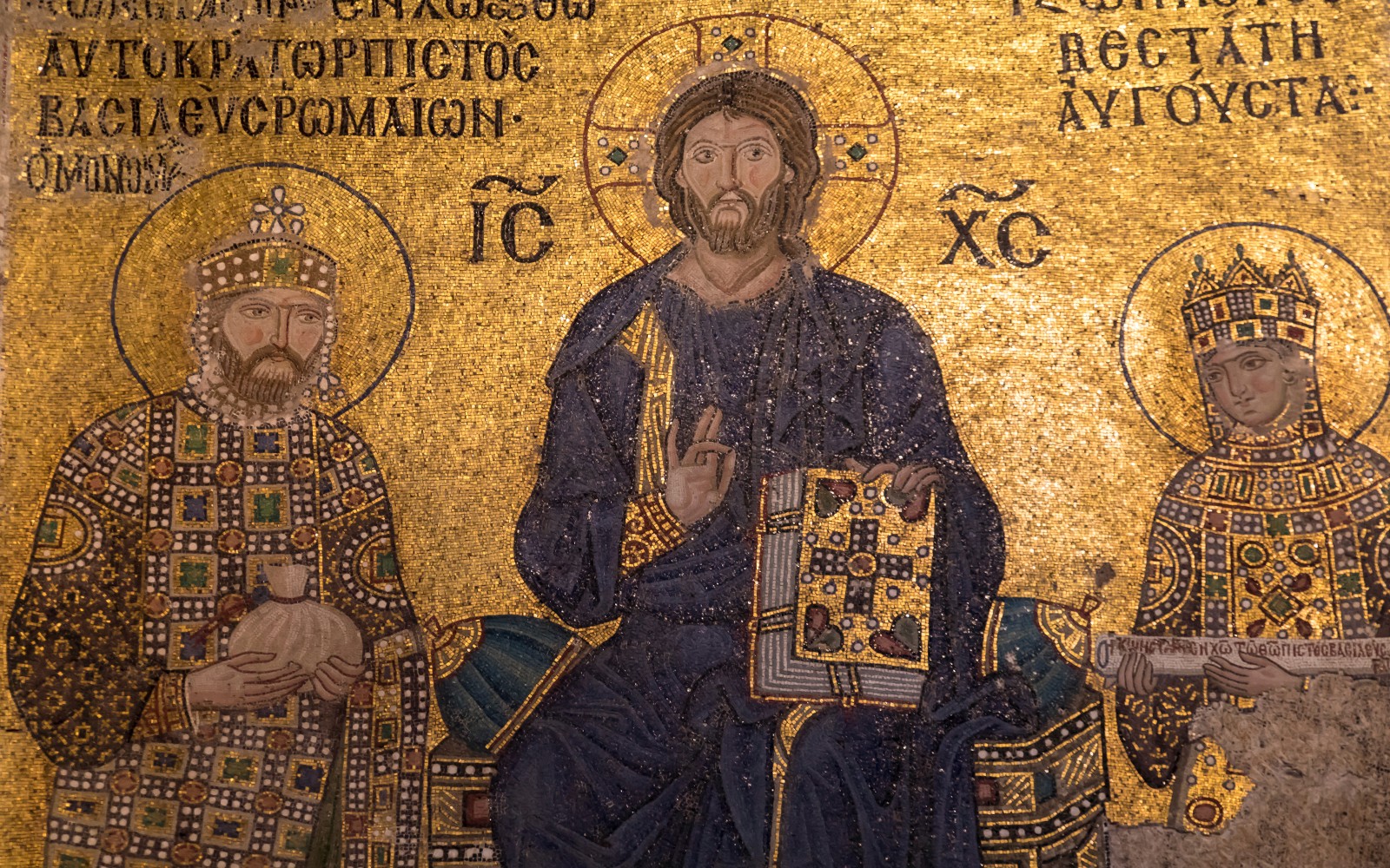 伊斯坦布尔的圣索菲亚大教堂马赛克，描绘宗教人物。