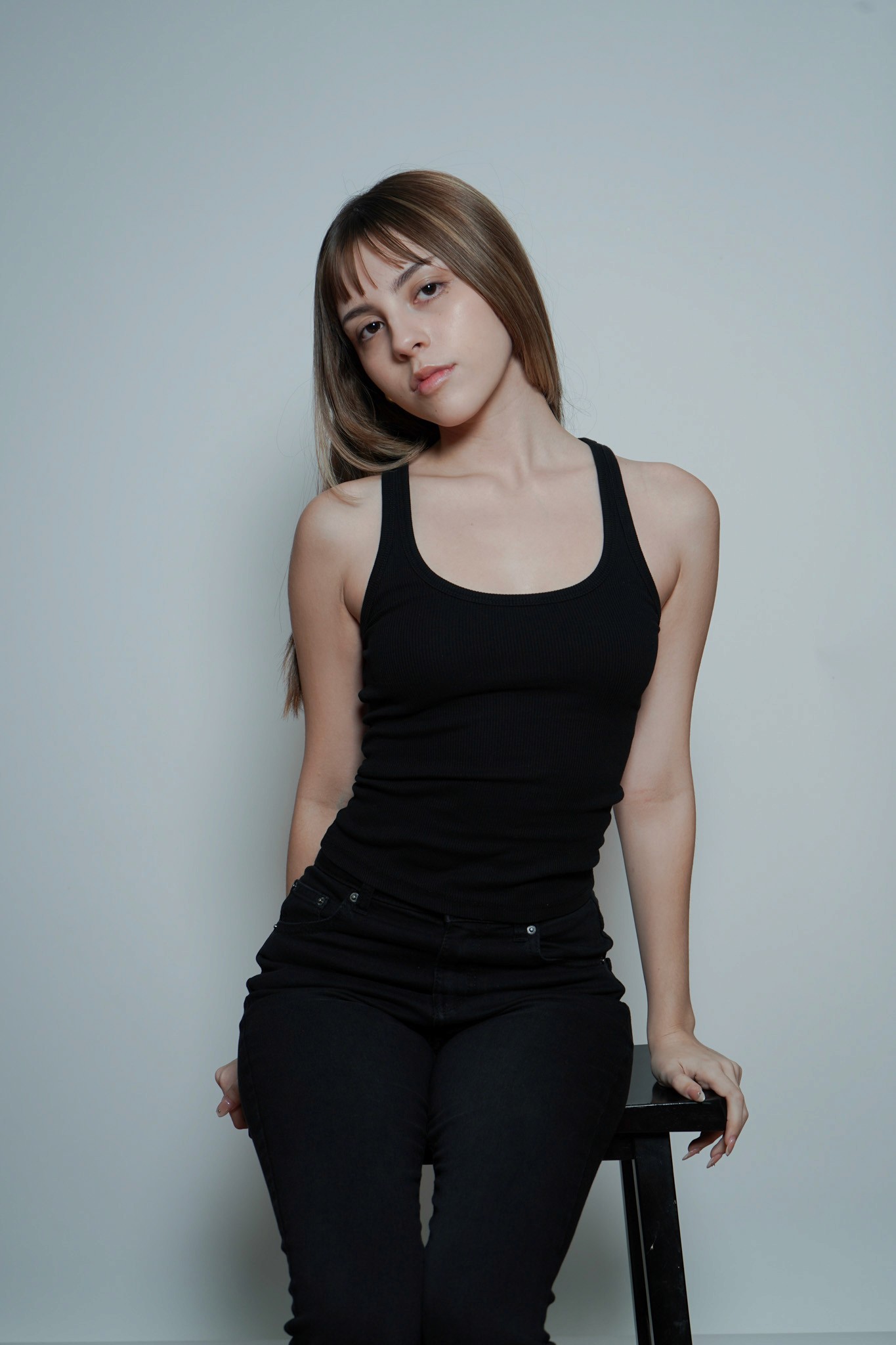 Valeria Valdéz — 9
