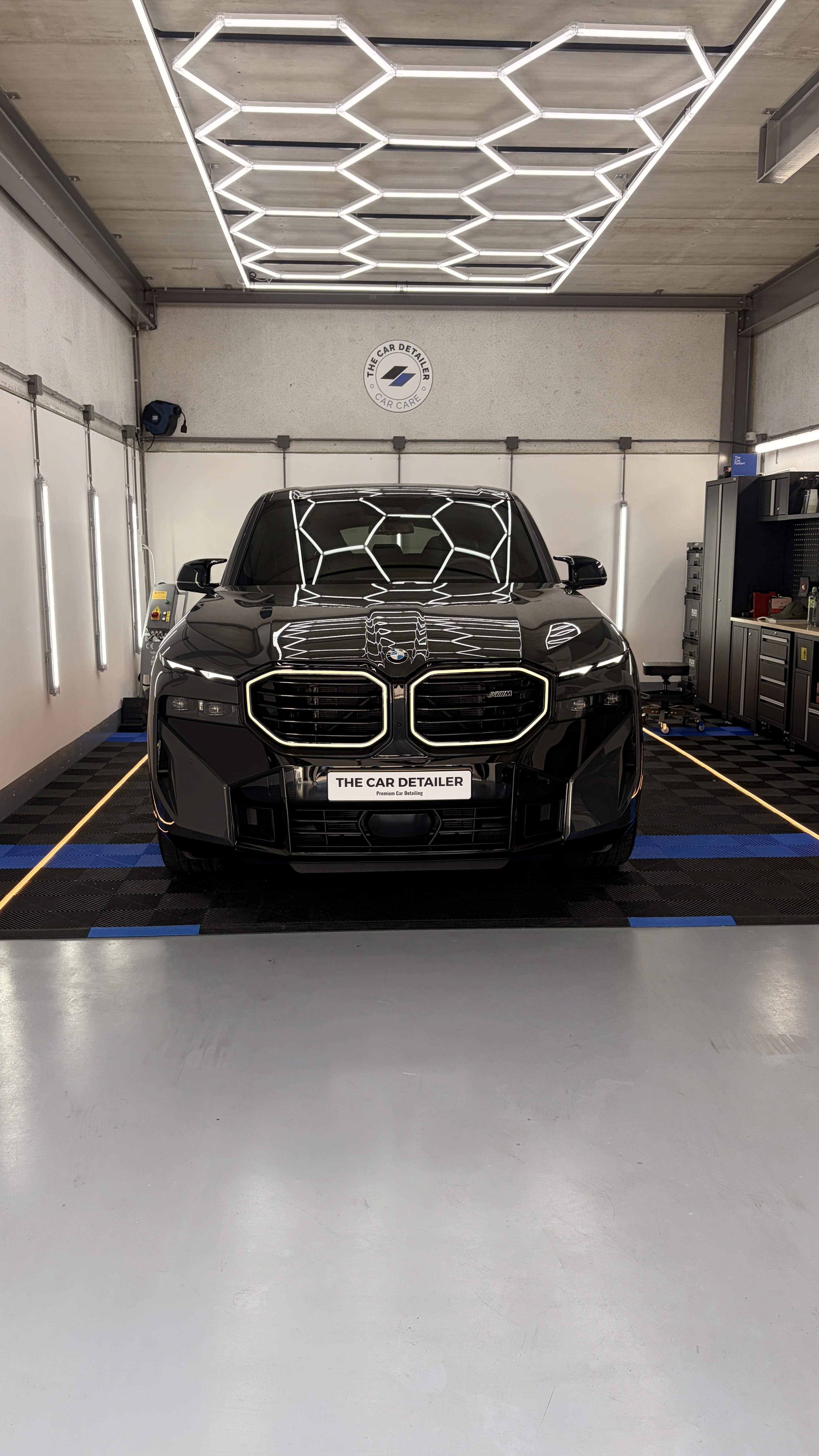 BMW XM Detailing