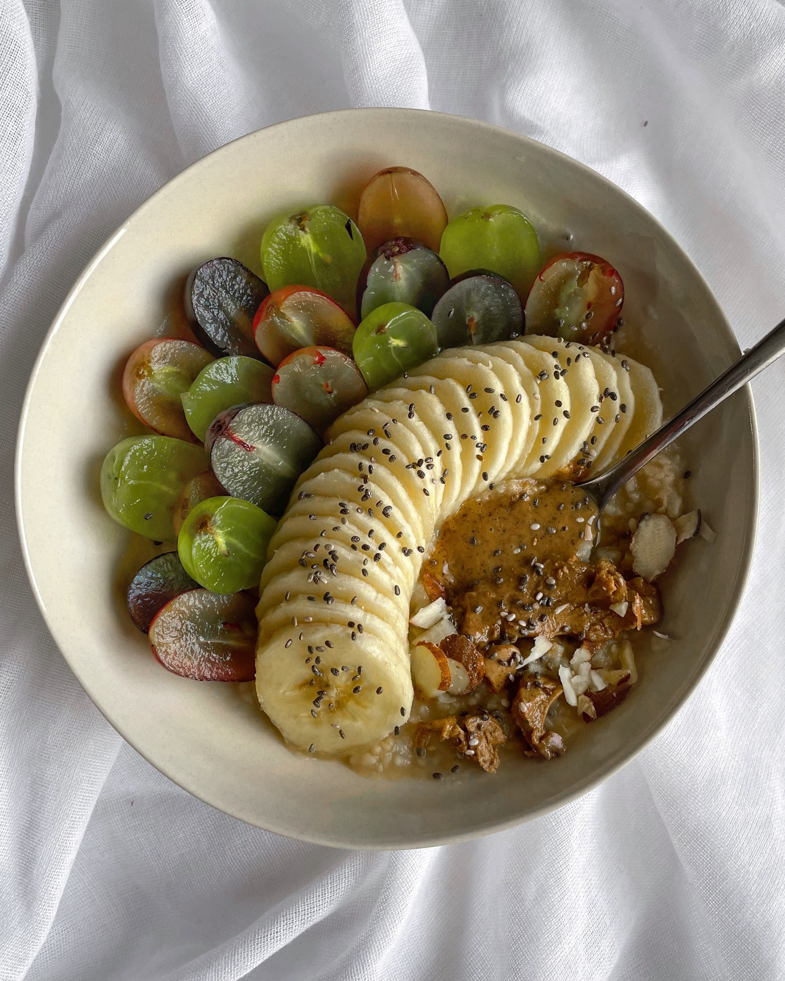 Traffic congestion at the ordering counter.