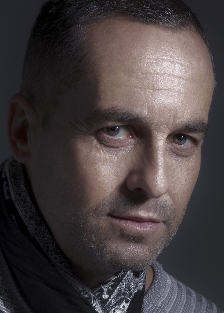 Rituel photographique — portrait artistique — confiance en soi — estime de soi — image de soi — fragment photographique — relique intime Maison Elion — photographe Seine-et-Marne 77 — portrait bespoke sur mesure — timeless photography France — photographie de rituel en France — portrait de luxe — image rare et significative