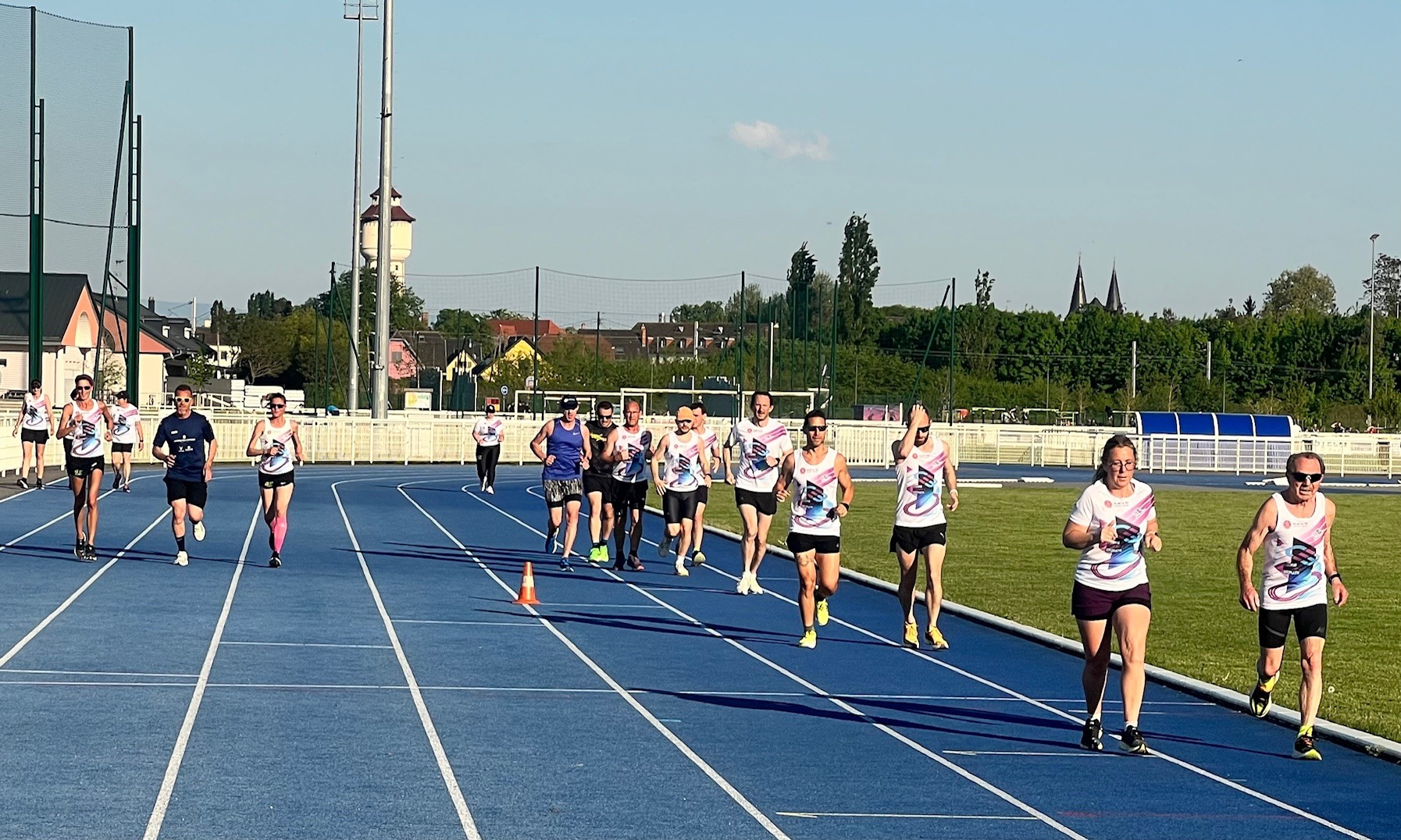 Coach explaining stuff to an athlete