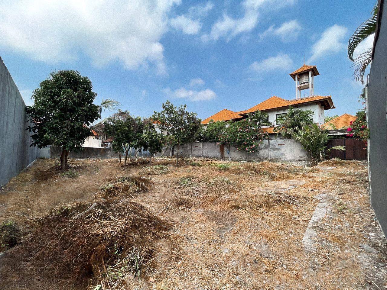 Land plot 584 m² in Canggu, Padonan, Leasehold 28 years