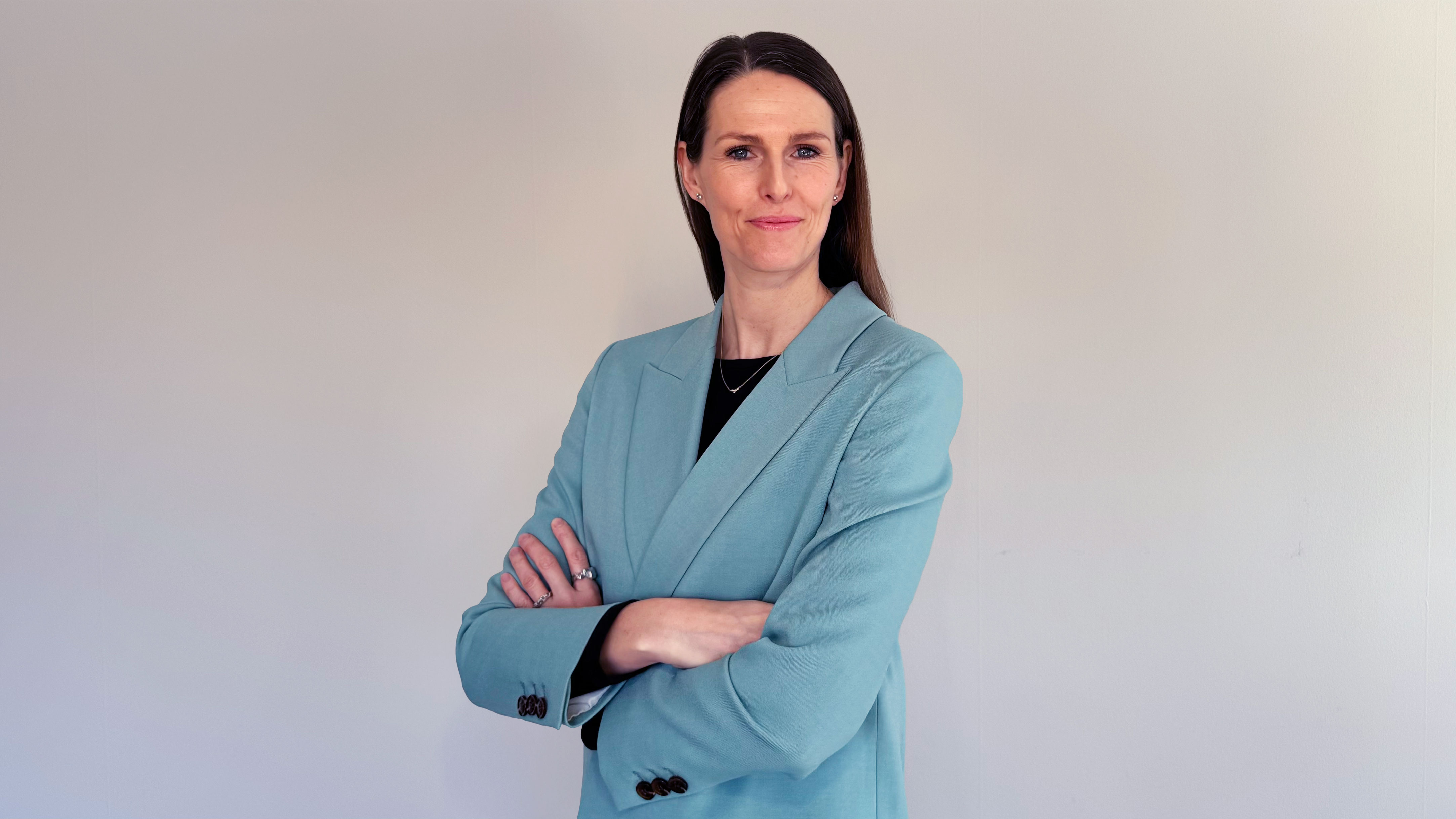 photography of people inside room during daytime