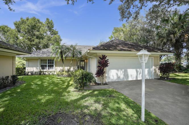 2001 Roof Replacement in The Golf Villas, PGA Village, Port St Lucie with Cedar Shakes