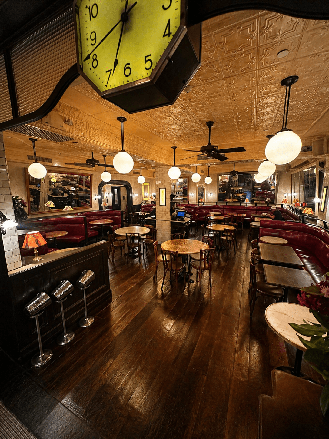 Pastis Restaurant