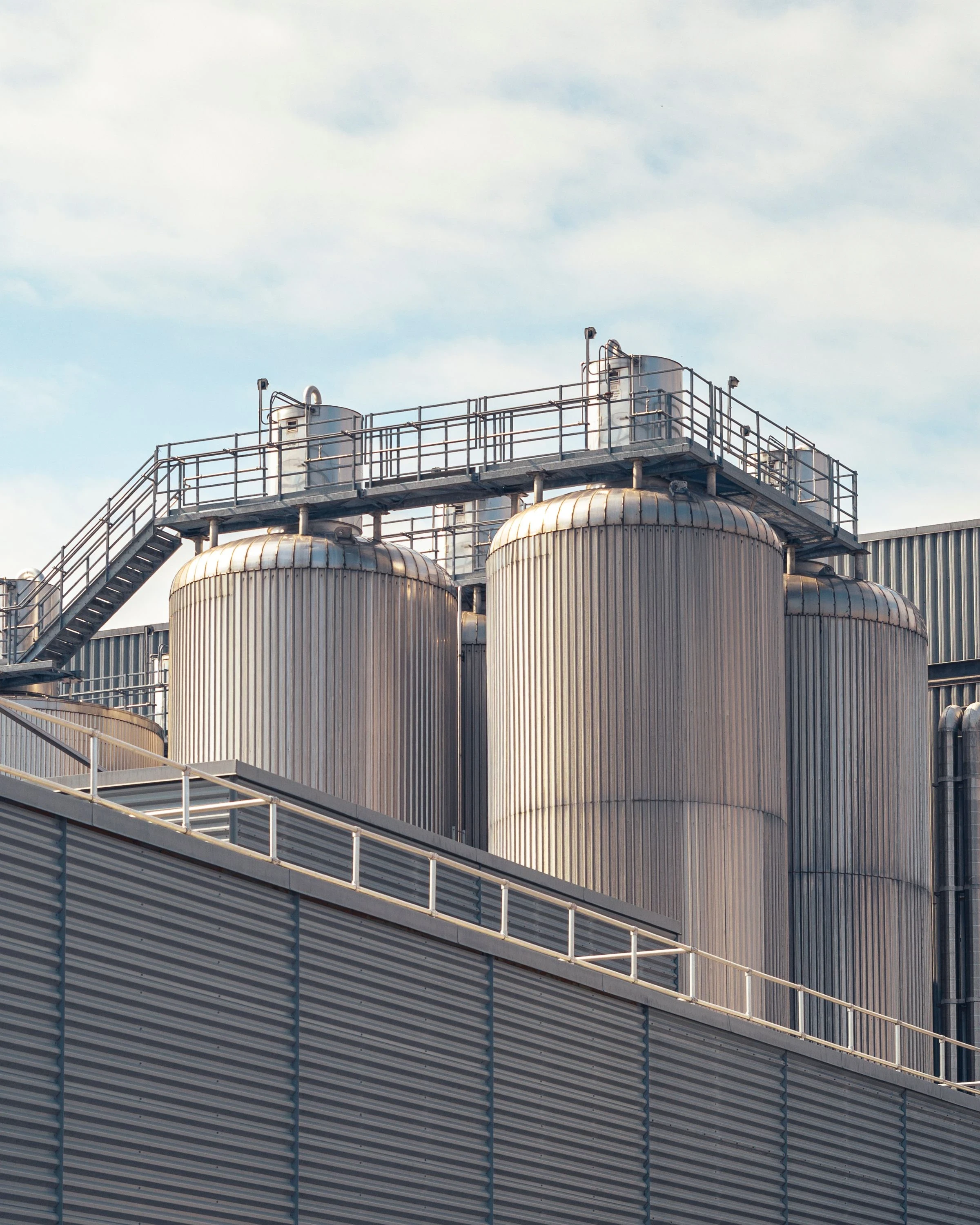 How Major Industrial Manufacturer Carves Out a Legacy Division Without Losing Its People
