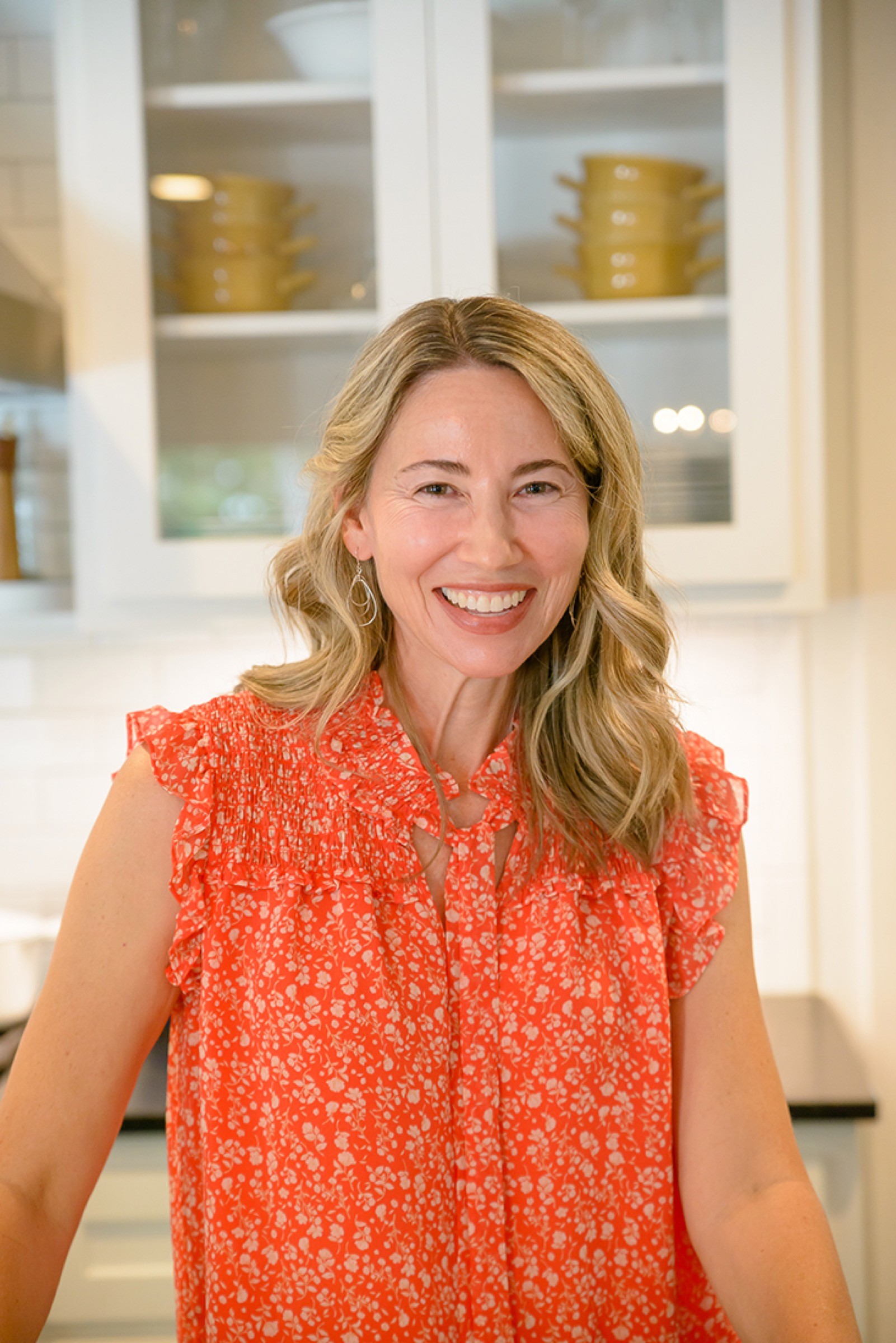 Warm environmental branding portrait in a kitchen