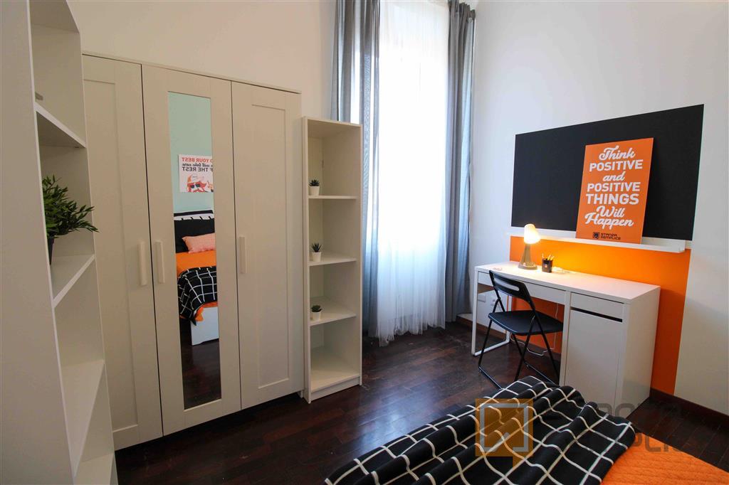 Stanza di 15 mq in Via Pelagio Palagi, Bologna
