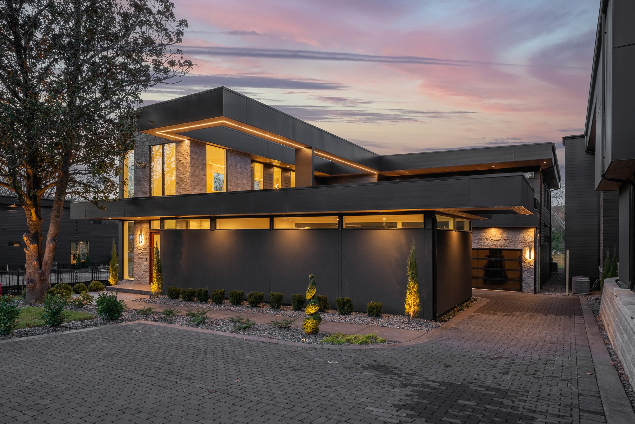 3908 Harding Single Family Home by Richland Builders