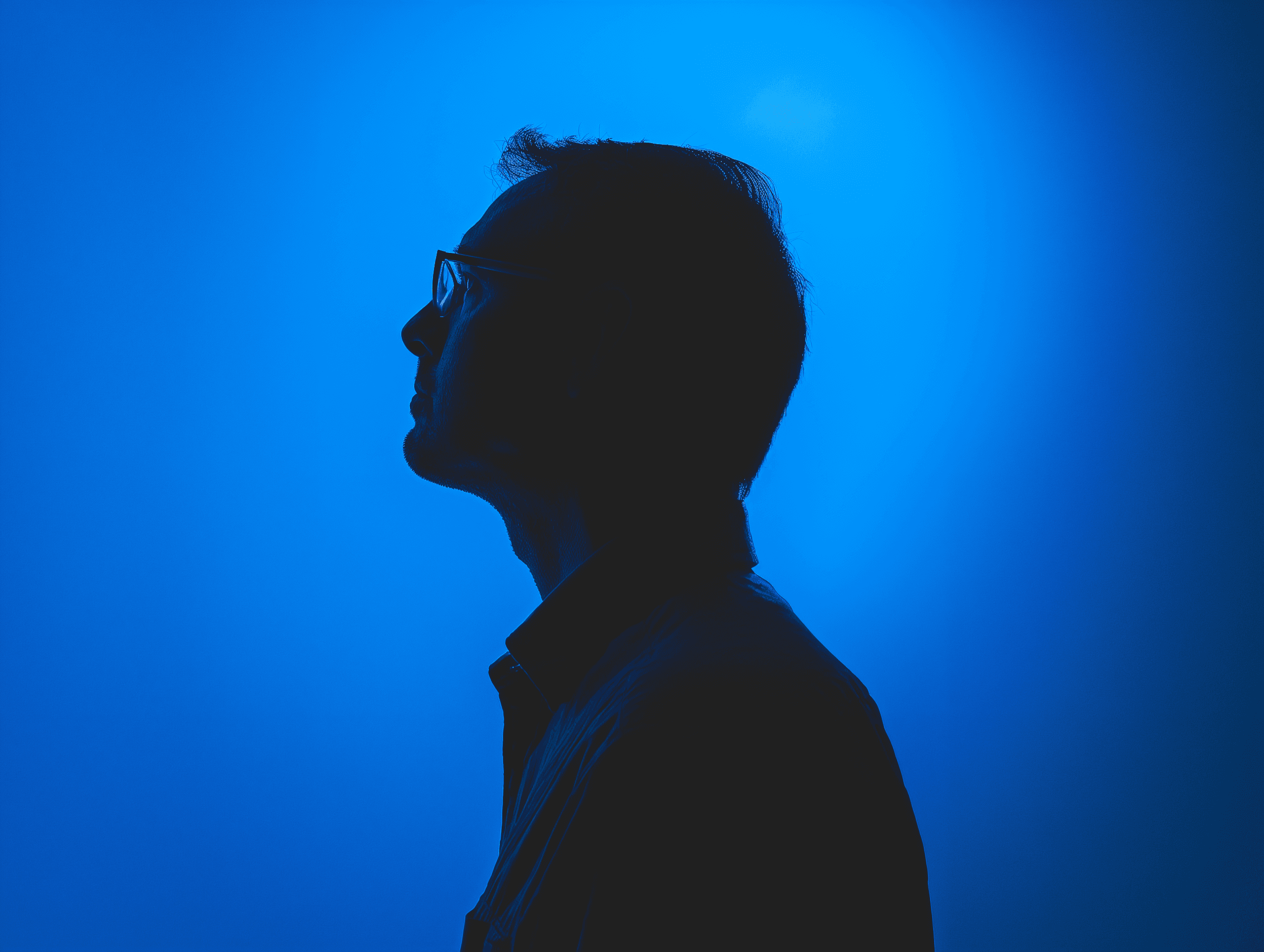 aesthetic blue photo of a man