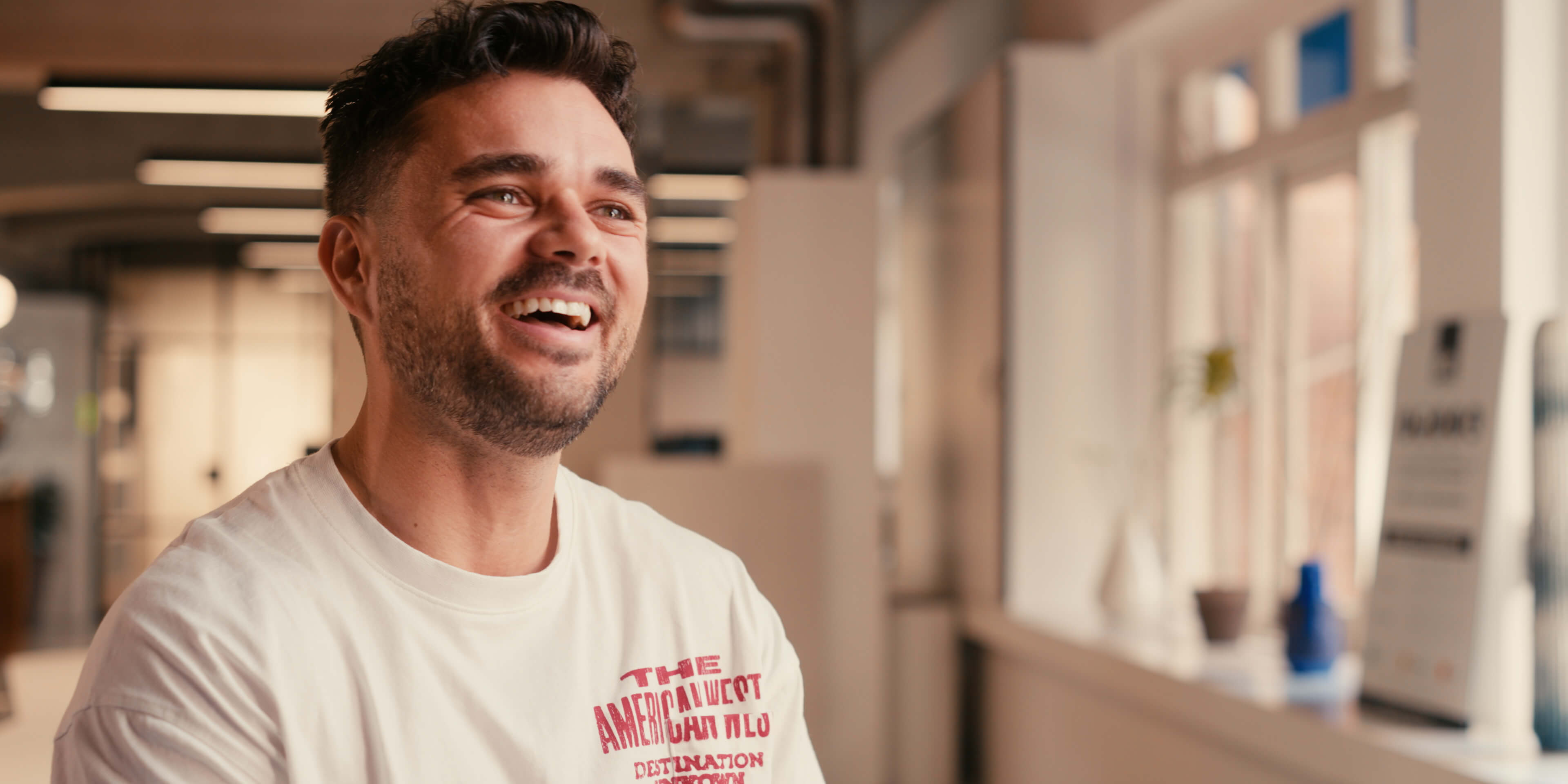 The origin of Today Food Group: a meeting between the father of Narek, his relative, and the owner of Al Ameed Coffee in Jordan — where the first shipment of 40 boxes of coffee began.