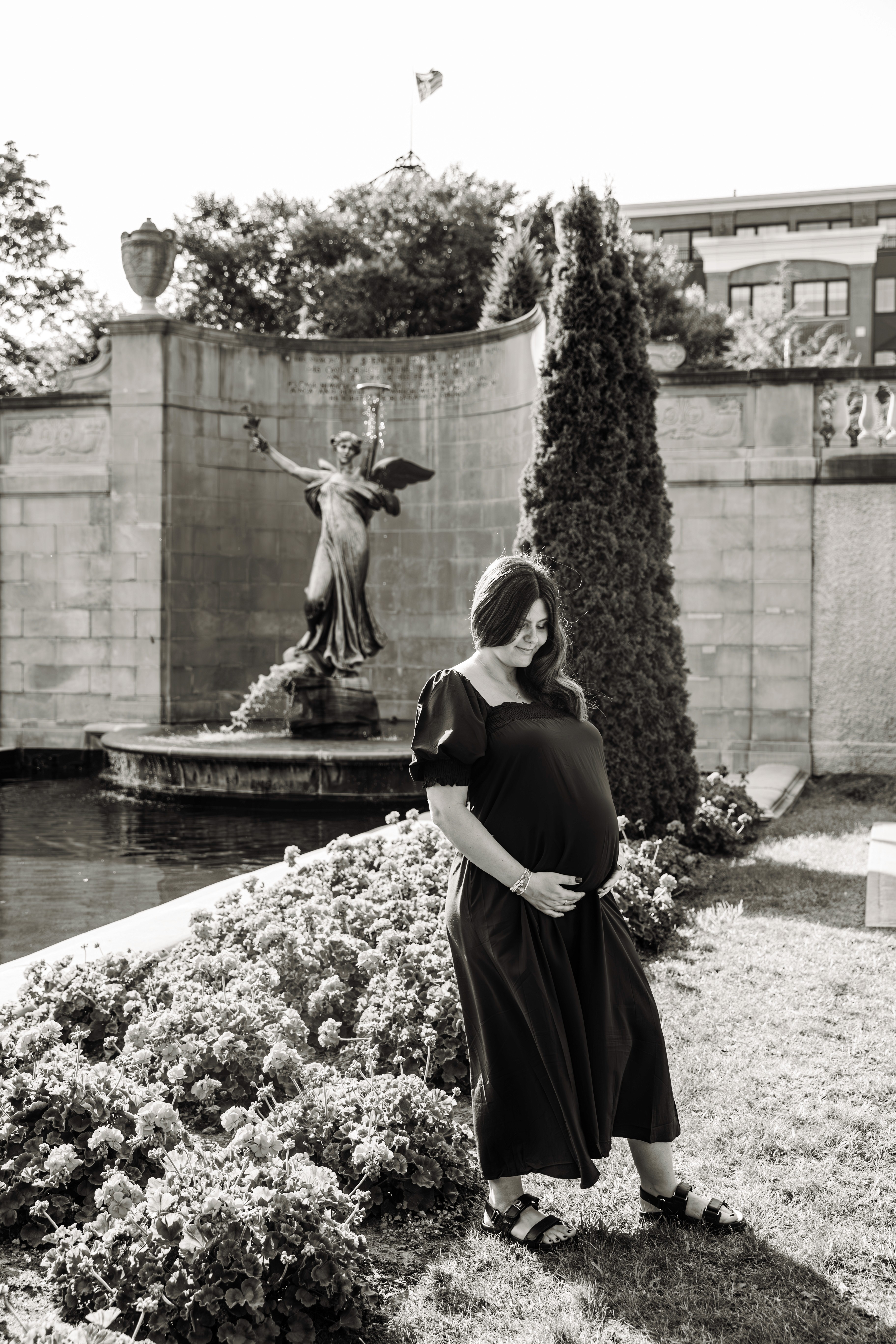 4:59 PMCouple caught in a genuine laugh on the stairs at Bethesda Fountain in Central Park, NYC — fun, unposed couples photography by Lizz Spano Photography, New York City couples photographer.