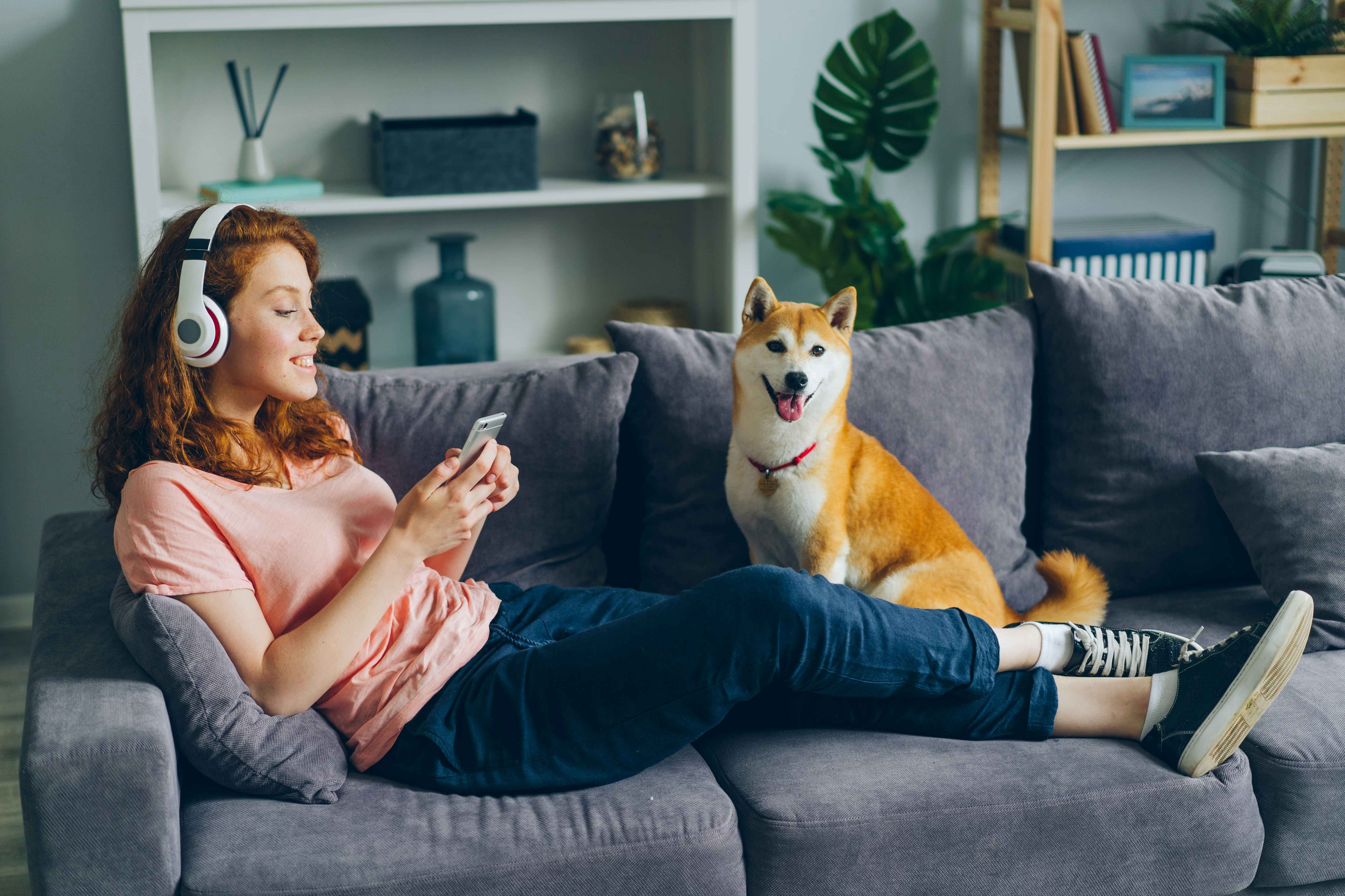 woman on couch with dog - EPUB to MP3