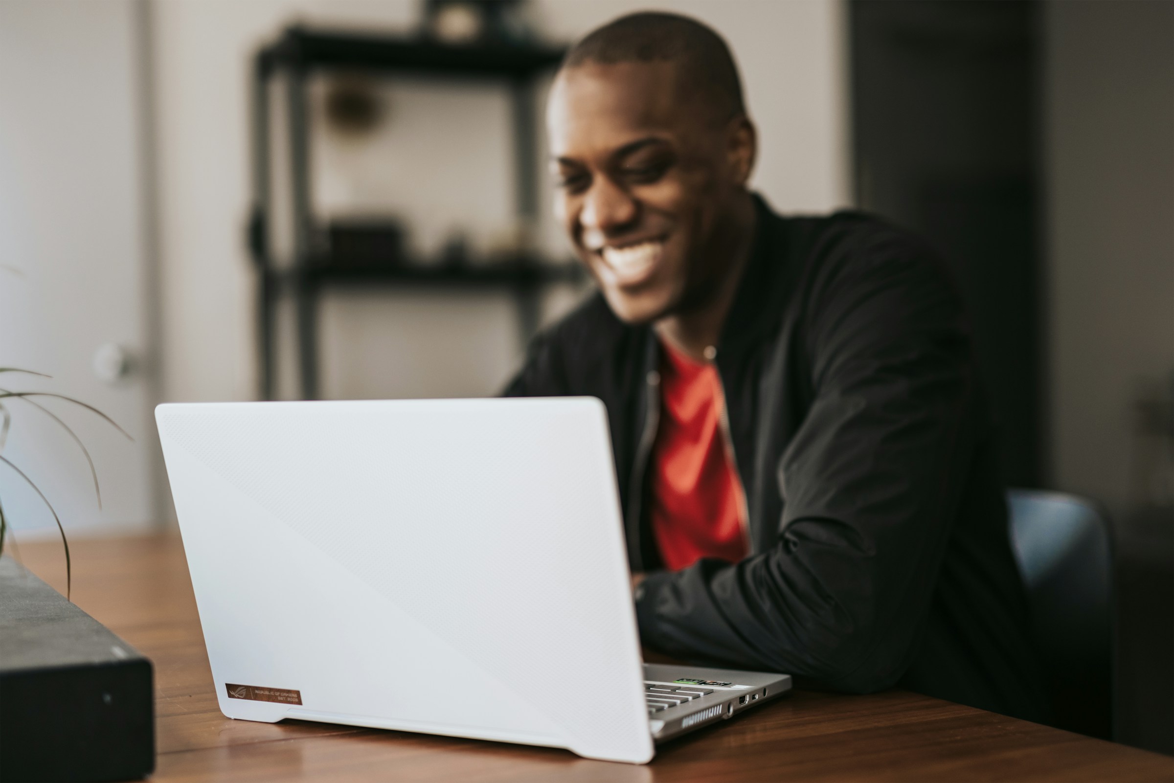 man focused on task - Argumentative Essay Topics 