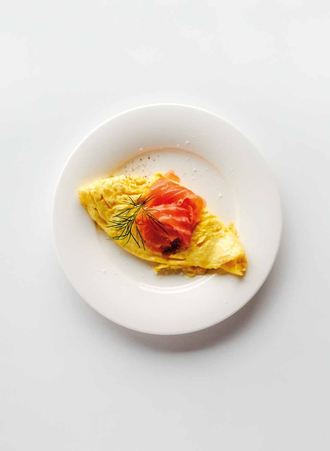 Omelette mit Lachs im Schöllmanns Restaurant in Offenburg