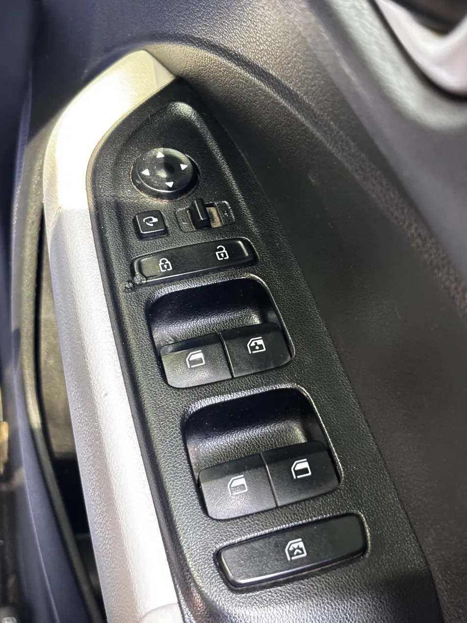 hyundai-venue-1.5-crdi-mt-sx(o)-img6