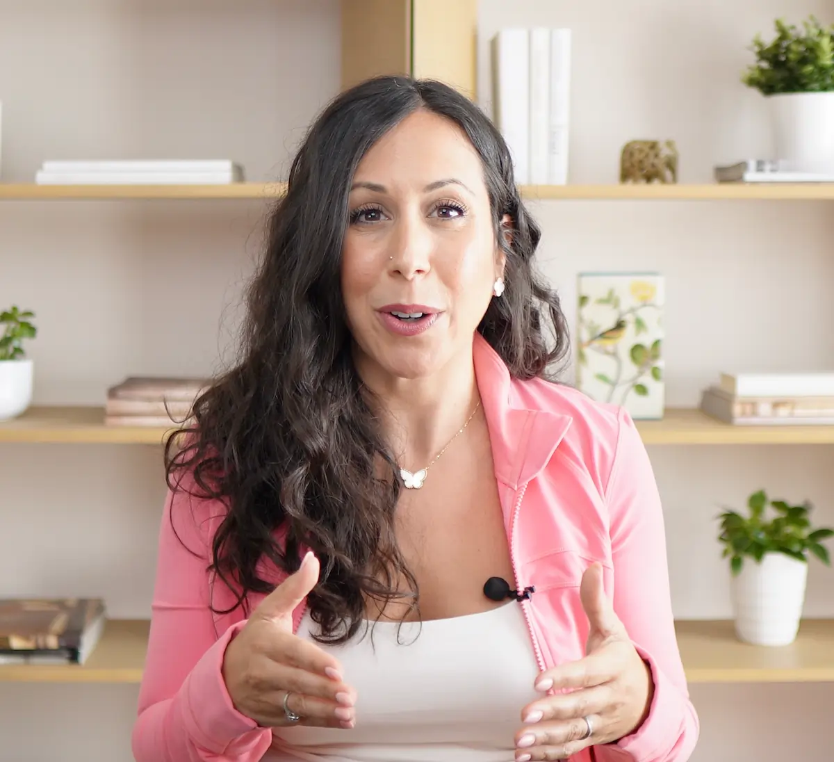 Executive career coach Tiffany Uman delivering end-to-end job search support for ambitious women professionals in corporate roles