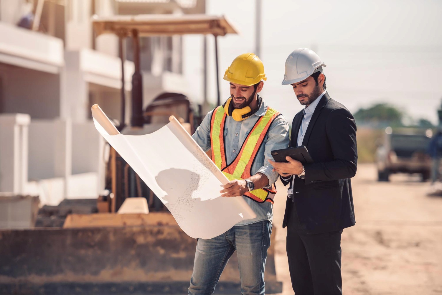 Construction Industry Challenges: How HR SaaS is Changing the Game for Workforce Management