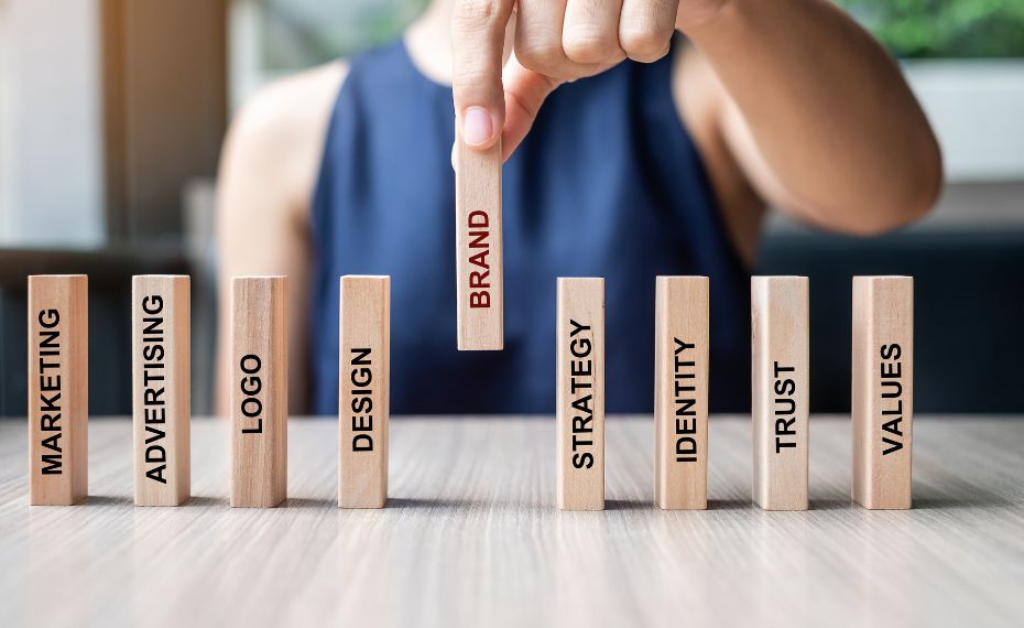 Qual a formação dos grandes estrategistas de marca? 