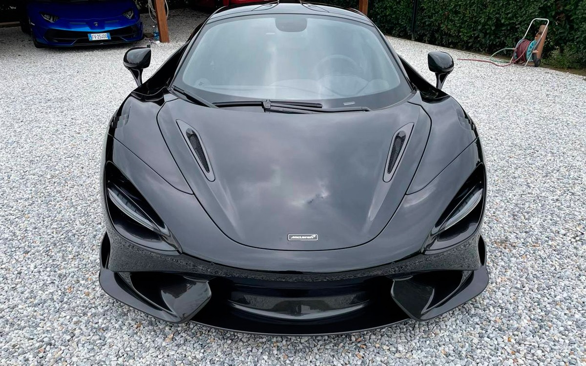 Exclusive Mclaren rental service euro