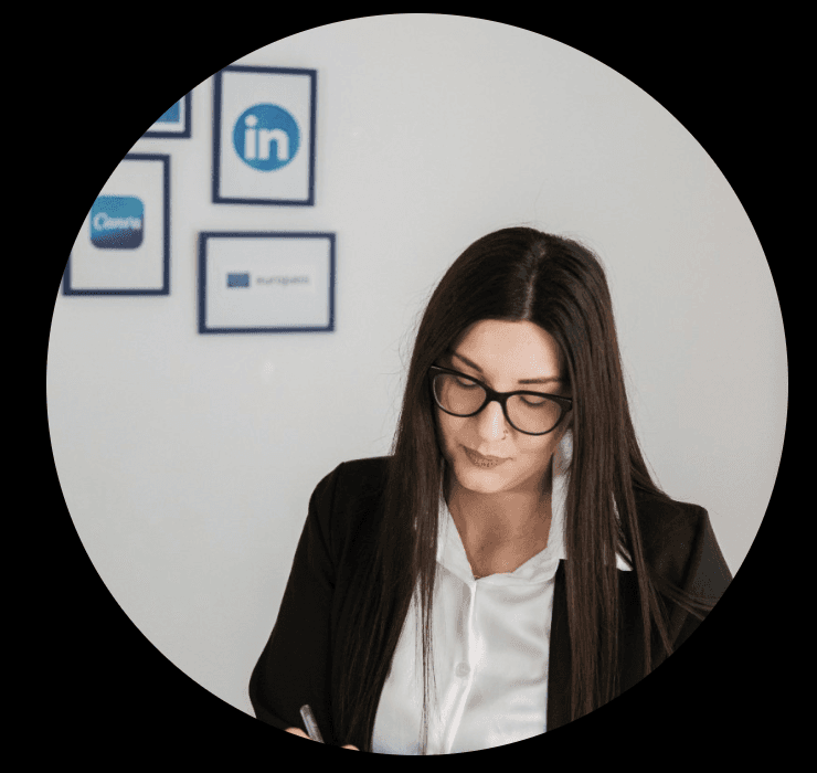 woman wearing black crew-neck shirt