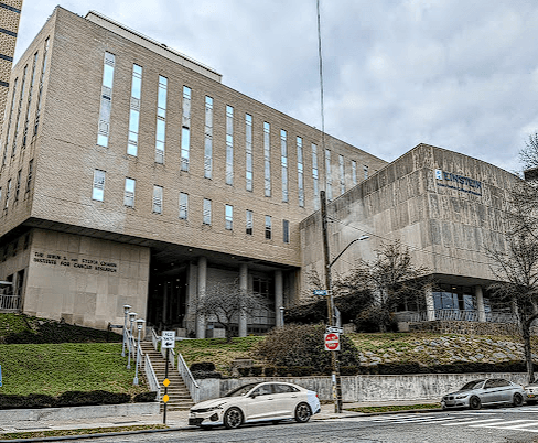 Albert Einstein College of Medicine campus building