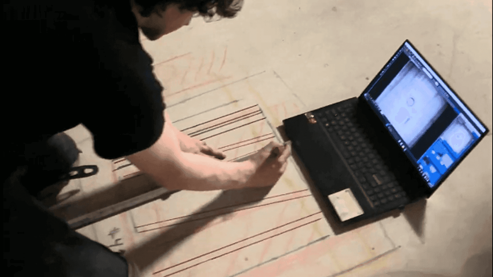 Marking xray image on the slab right a few seconds after shot