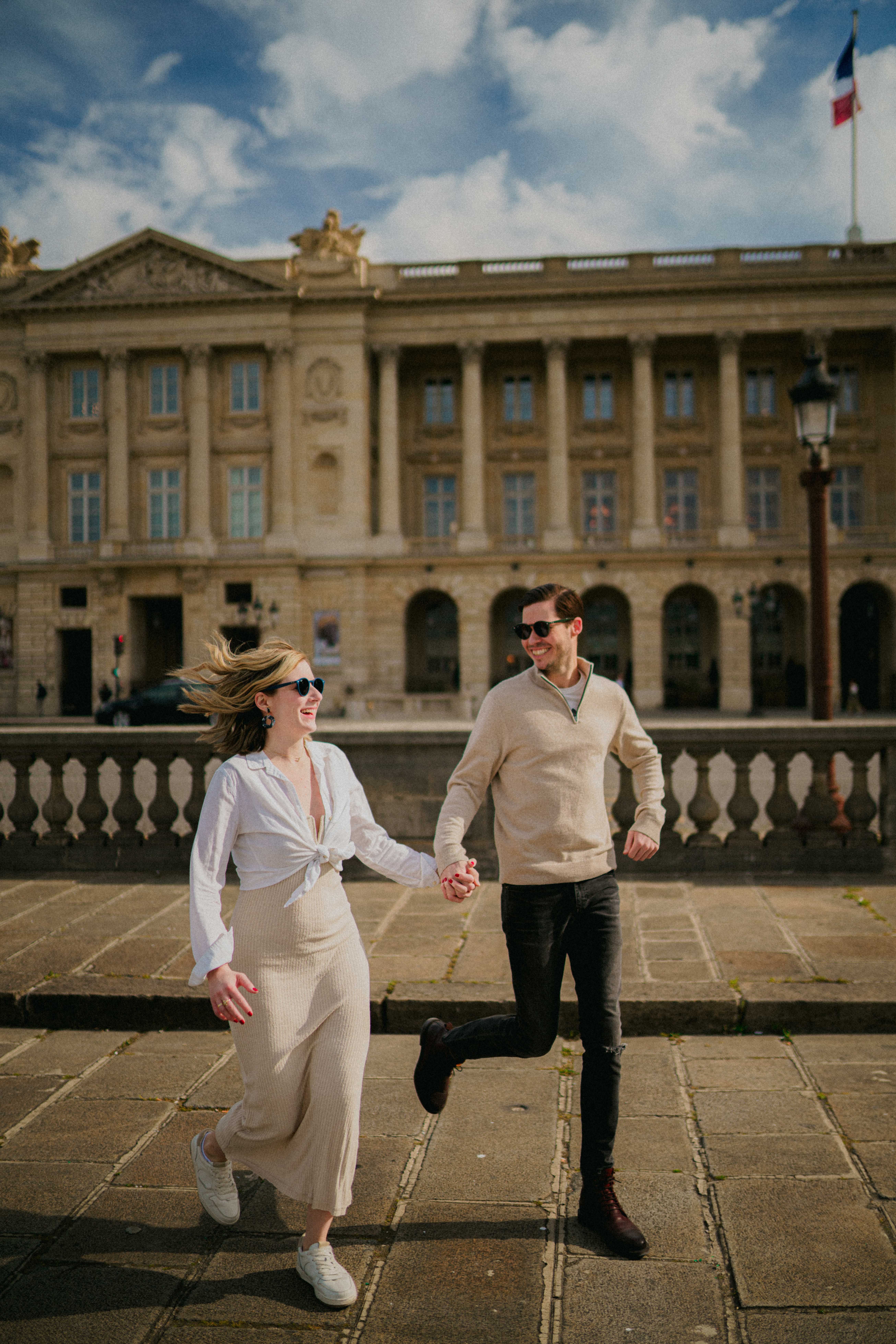 Paris Photographer - LeParisPro. Weddings, engagements, proposals, lifestyle and fashion photoshoots.