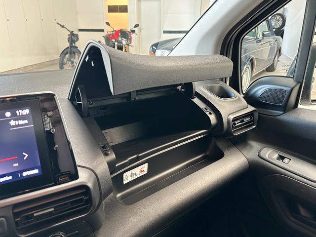 OPEL Combo Life 2021 WHITE Gebrauchtwagen - Galeriebild 16