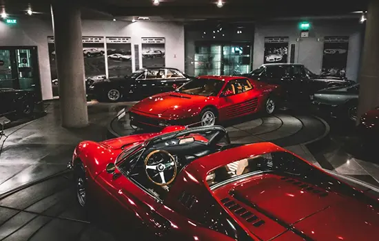 Fahrzeugsammlung Oldtimer und Premium Cars versichern – Lions Group Berlin
