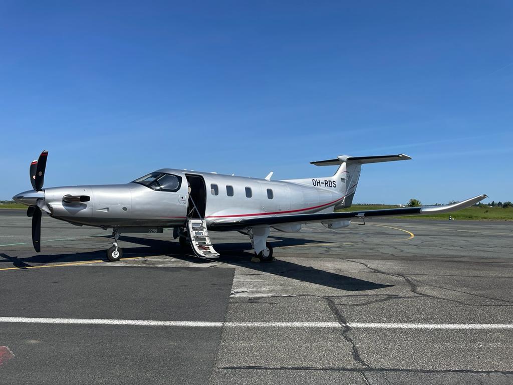 Pilatus PC-12 exterior