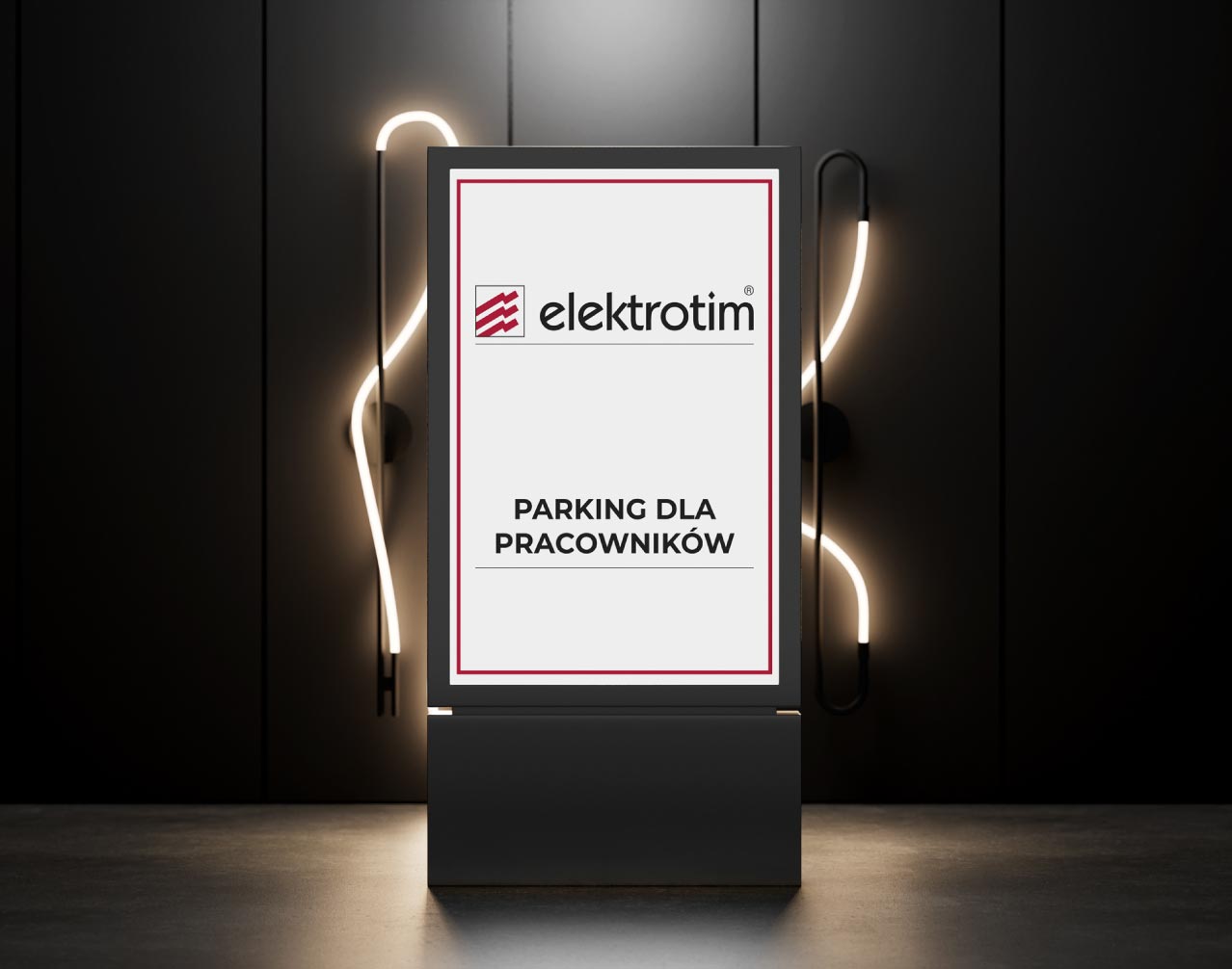 Laptop reklamujacy haslo 'RuszaJ Sezon na Kaba-Darz' - promocja na kalendarze reklamowe