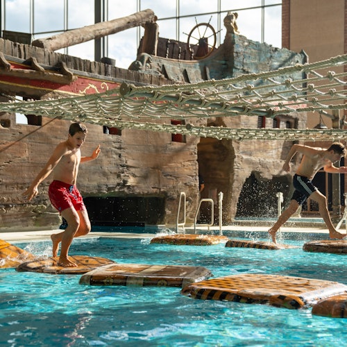 Hoppablad - 水上障碍赛